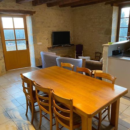 Saint-Germain-du-Bel-Air Notre Petite Maison Dans La Prairie מראה חיצוני תמונה